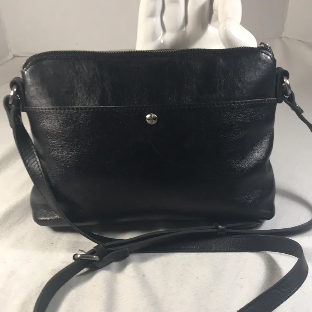 Patricia Nash Women’s Avellino Black Leather Envelope Front Crossbody Bag